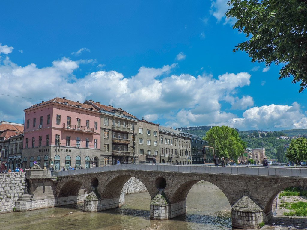 Latin Bridge cover river with buildings in Sarajevo