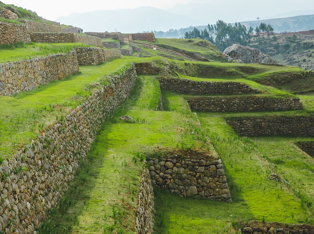 One-Day Inca Trail - KM 104 Trail - Short Inca | How to get to Machu Picchu Peru | Roamaroo