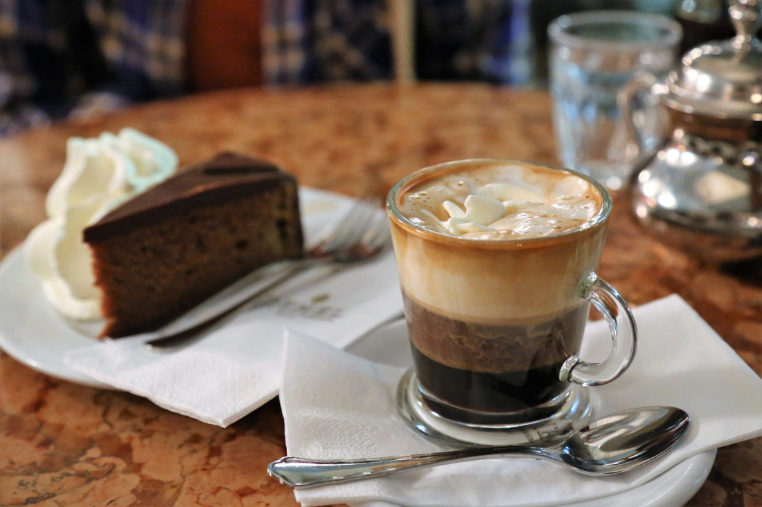 Sachertorte, hot chocolate, Vienna