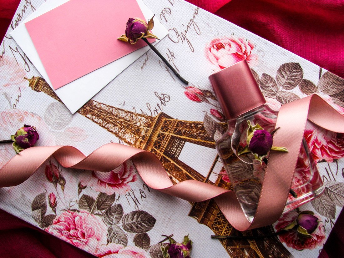 Paris gift bag, pink, roses