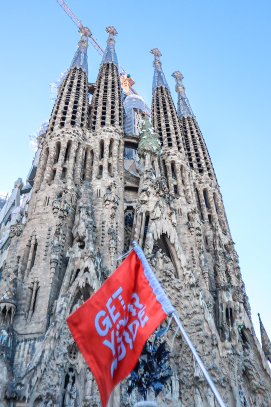 Sagrada Familia Get Your Guide Flag