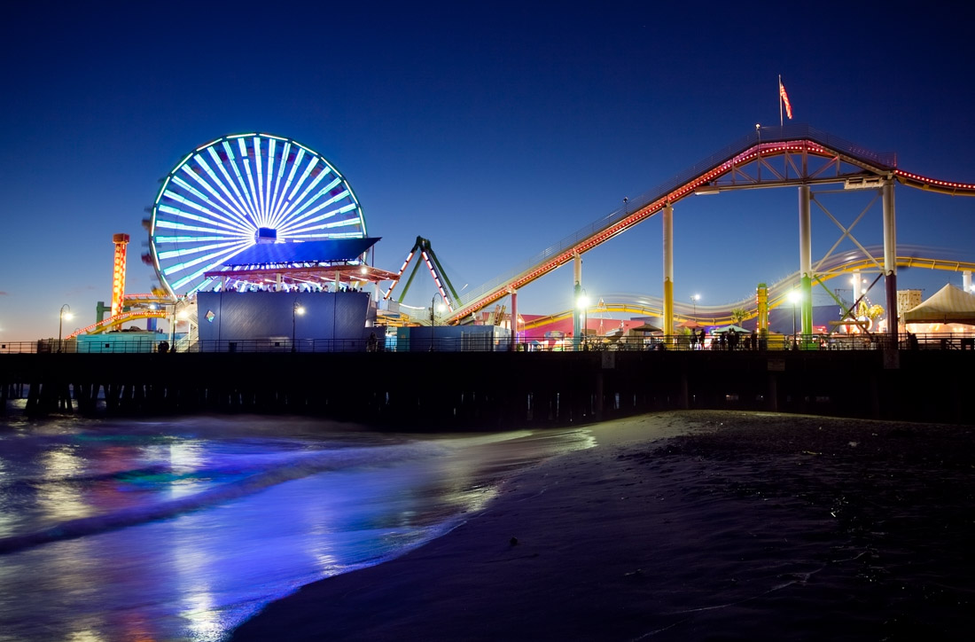 Santa Monica Pier at night