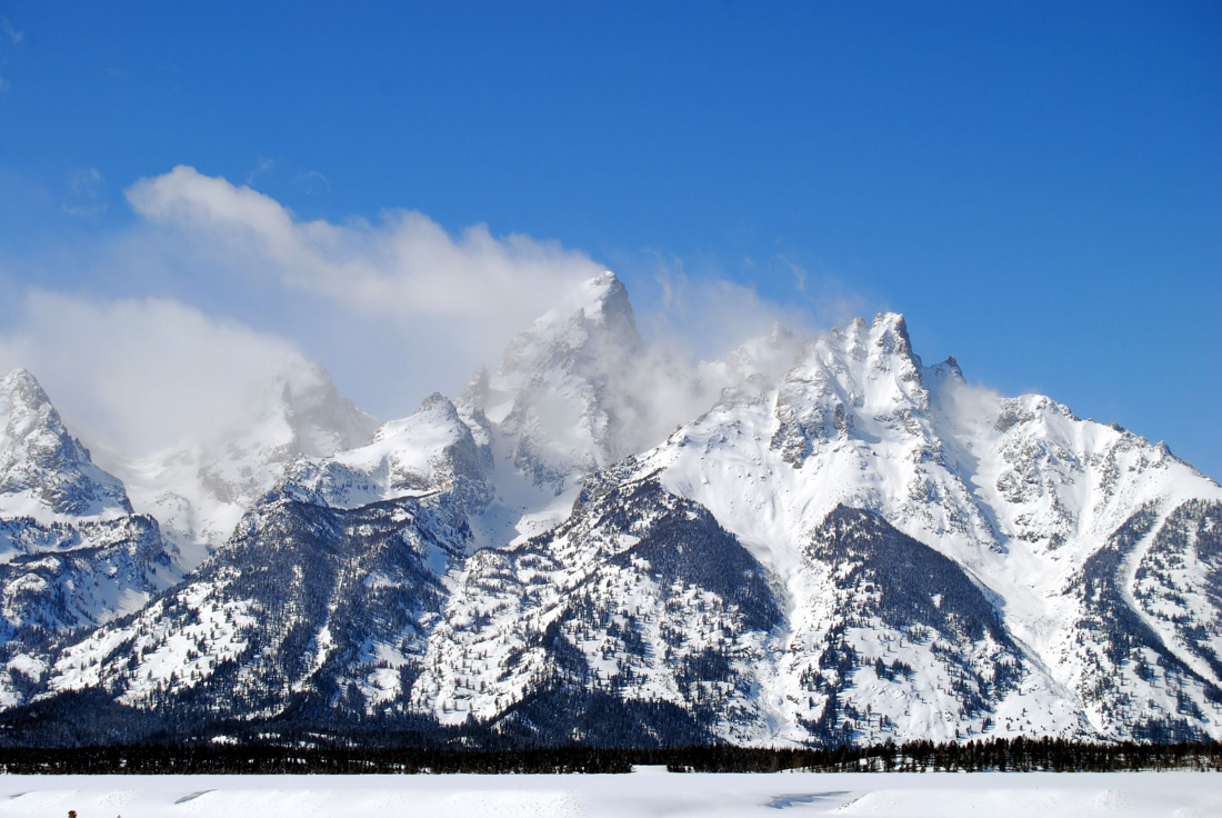 Snow on the The Grand Tetons of Wyoming - Cold Peaks
