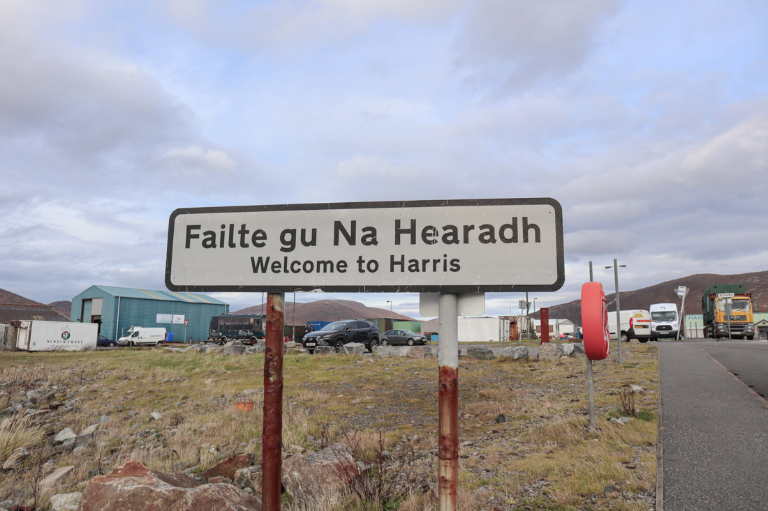 Welcome to Harris Scotland sign