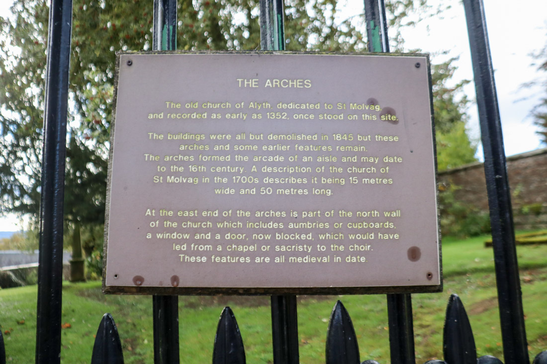 Alyth The Arches Sign