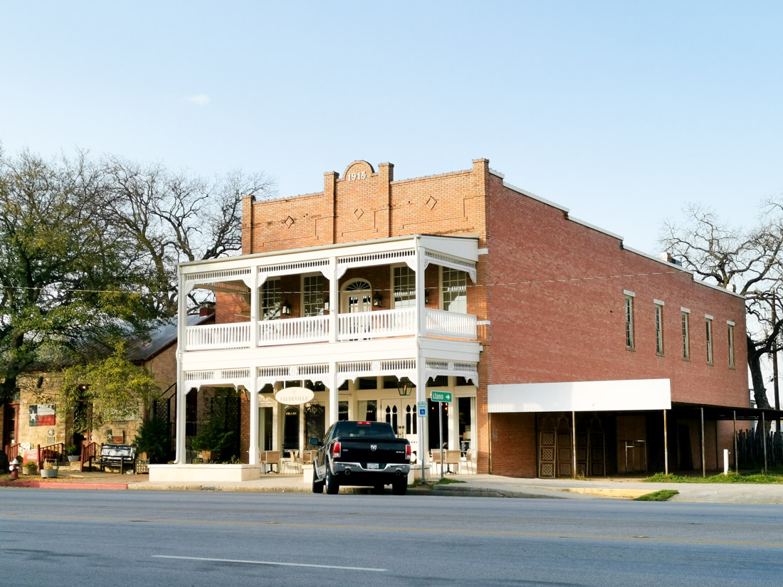 Vaudeville Fredericksburg Texas