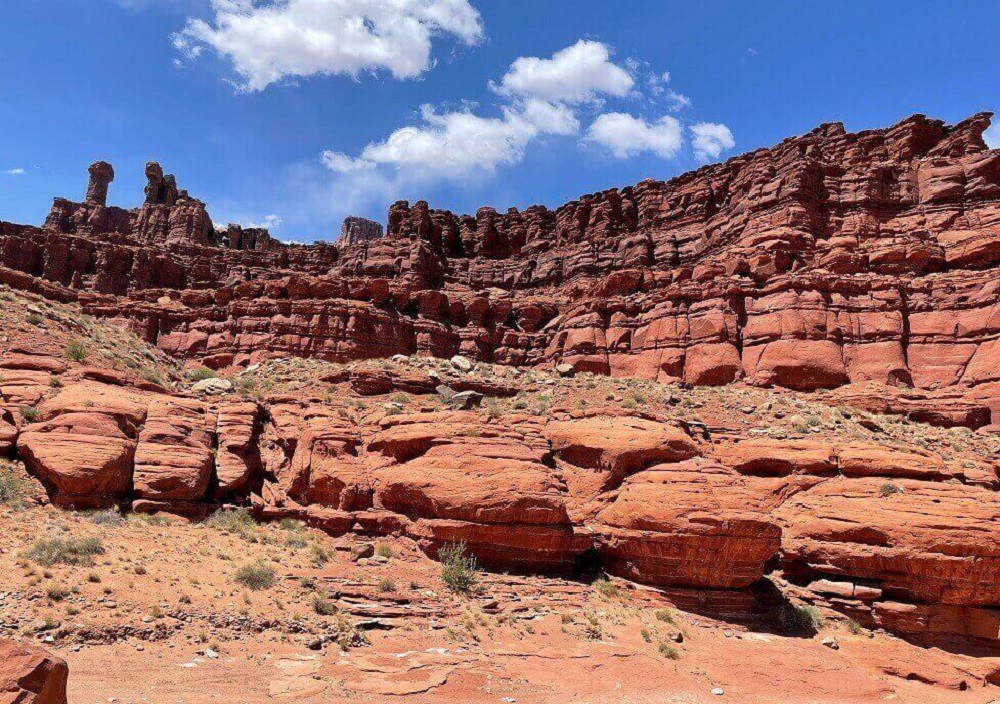 Red cliffs on Canyonlands National Park