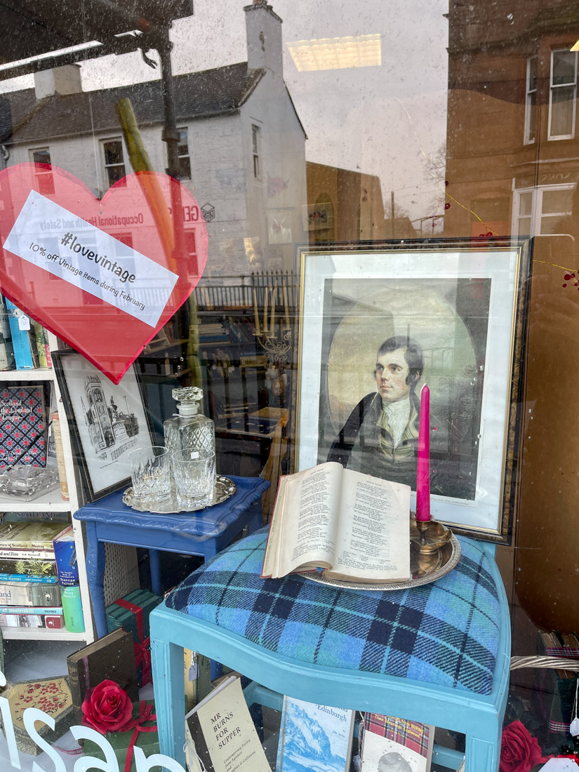 Vintage shop Rabbie Burns image Dumfries