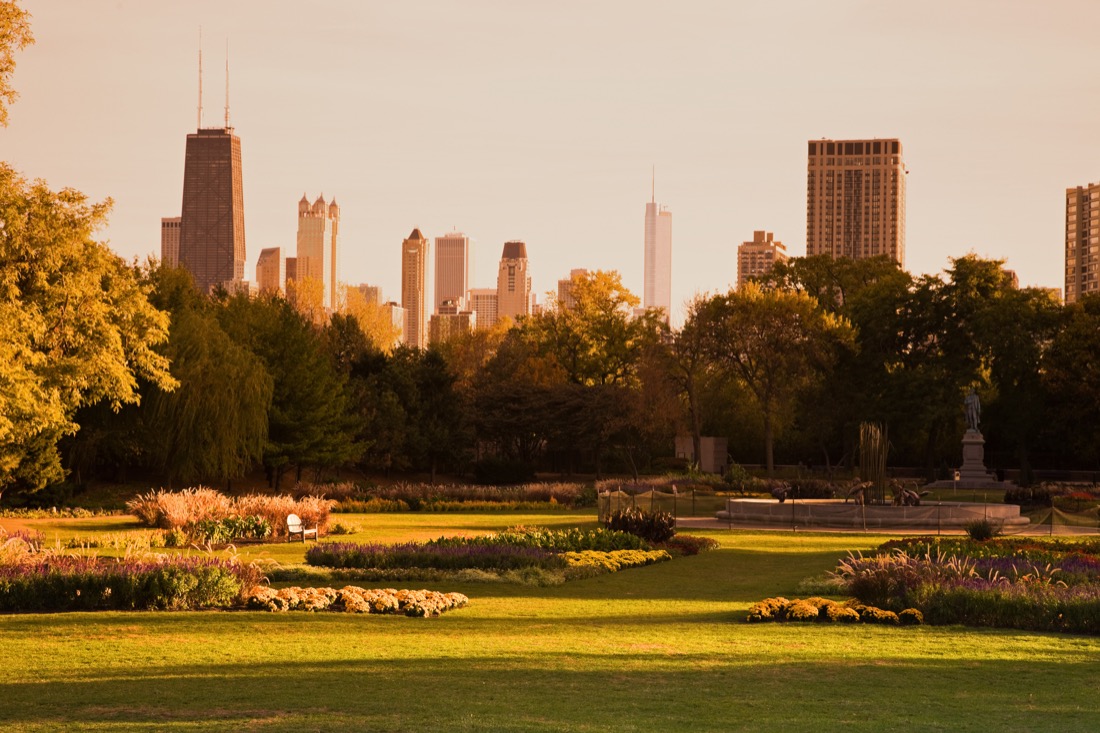 Fall colors at Lincoln Park with Chicago skyline