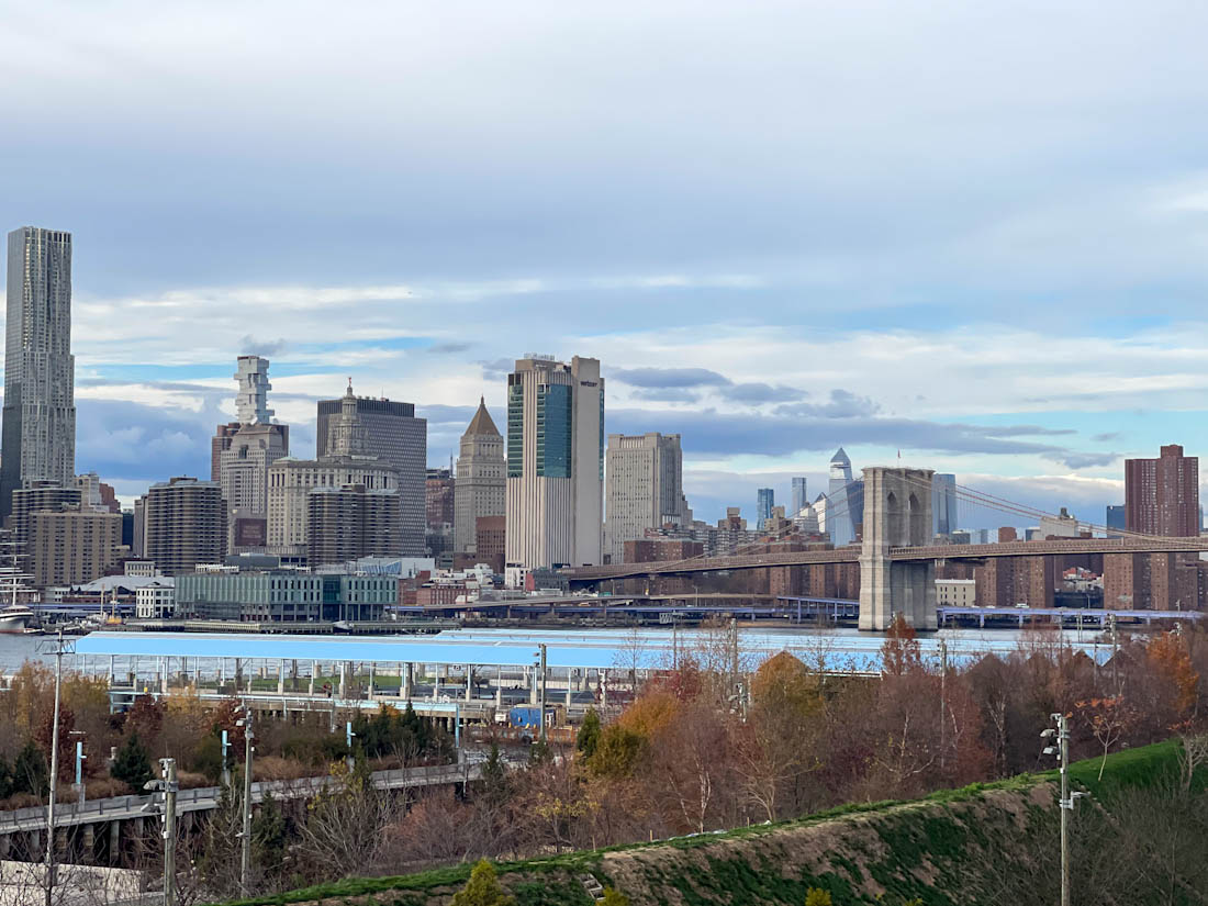 Views Manhattan from Brooklyn Heights Promenade Brooklyn Bridge in NYC