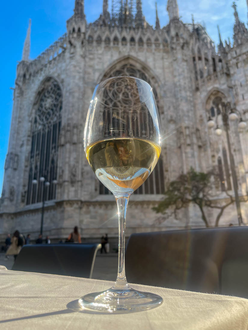 Signorvino wine Duomo Milan Italy