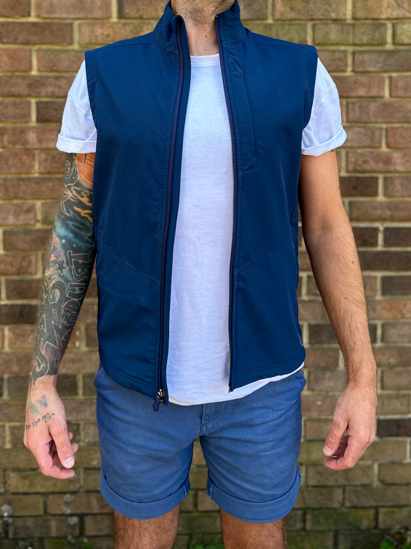 Man in Oslo Bluffworks Vest Blue